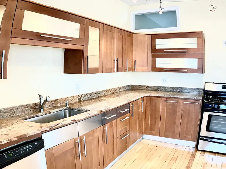 13 Messenger St #PENTHOUSE — Photo 23
