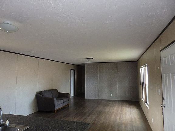 5th image of 5991 Jefferson Ave