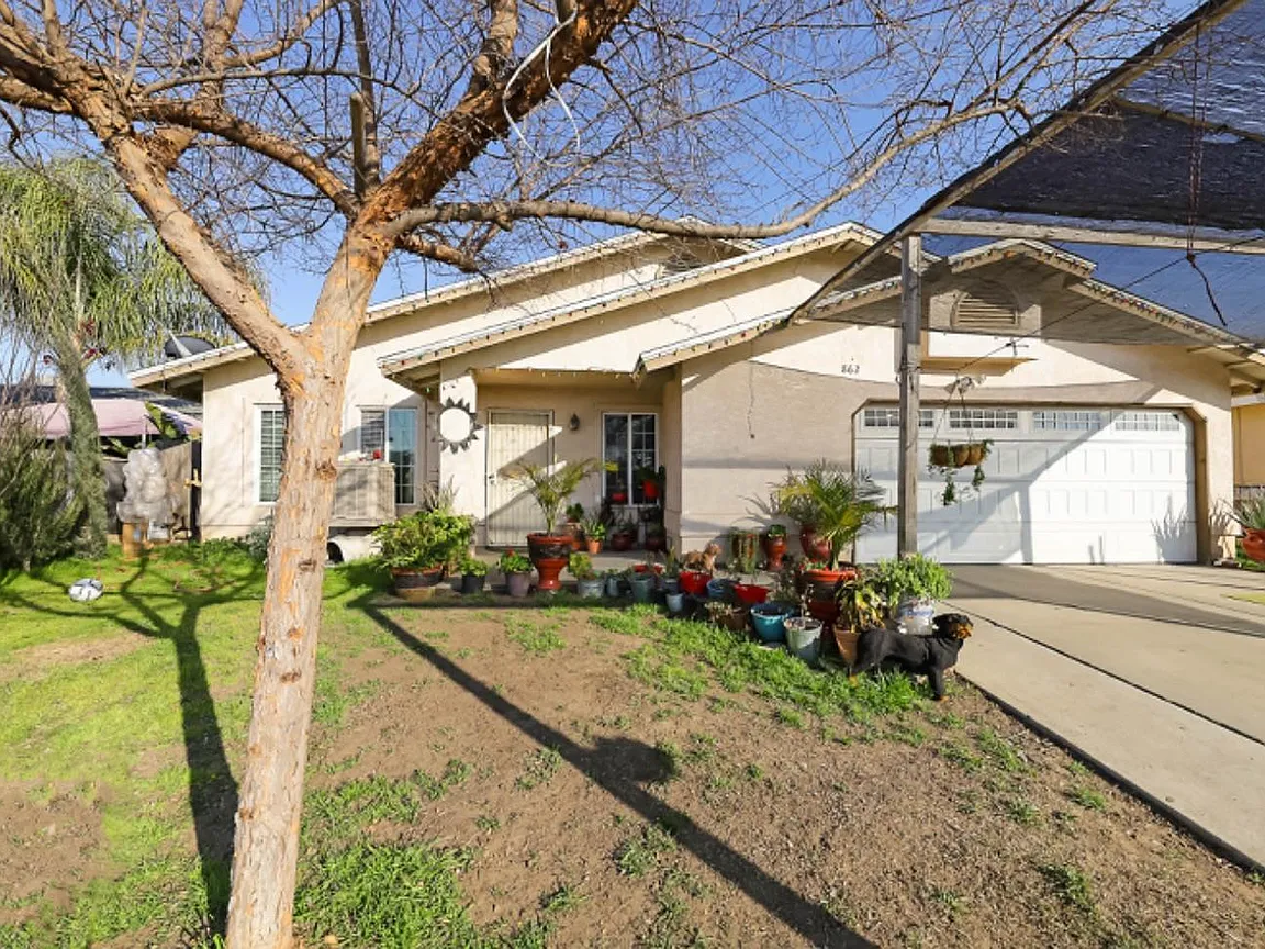 862 N Thompson Rd, Earlimart, CA 93219 | Zillow