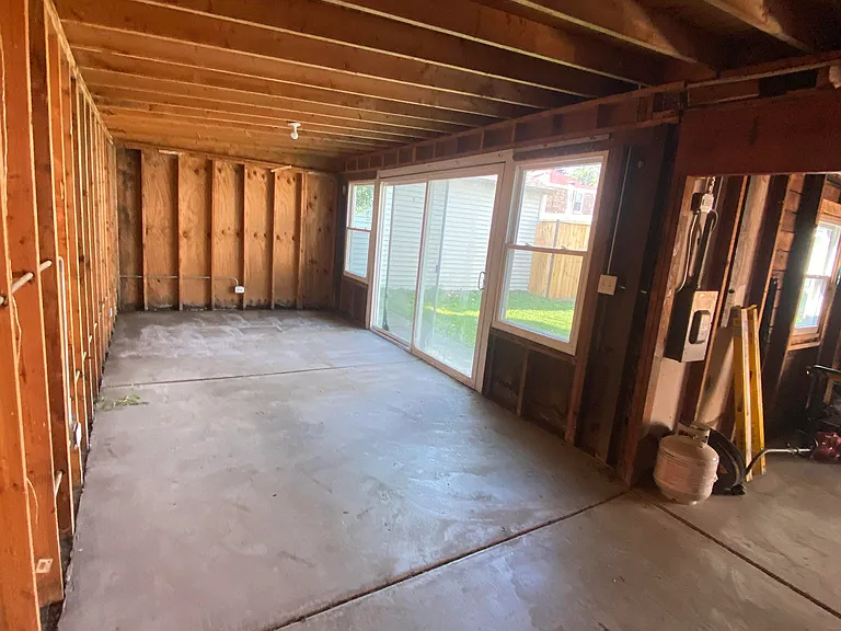1737 N 73rd Ct — Photo 14