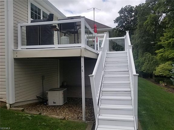 5th image of 5430 Peachtree Ln N