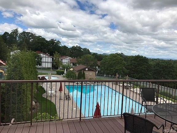 2nd image of 345 Richard Ct Unit 345