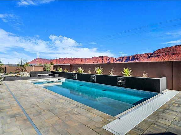4th image of 548 W Wild Indigo Way