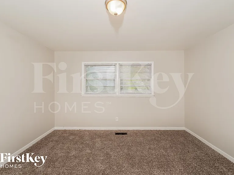 508 26th Ave NW — Photo 10