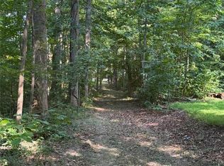 Ware St, Gloucester, VA 23061