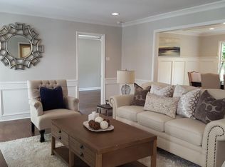 11615 Mountain Laurel Dr, Roswell, GA 30075