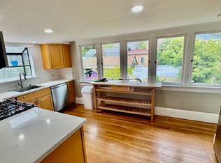 2529 College Ave #A, Berkeley, CA 94704