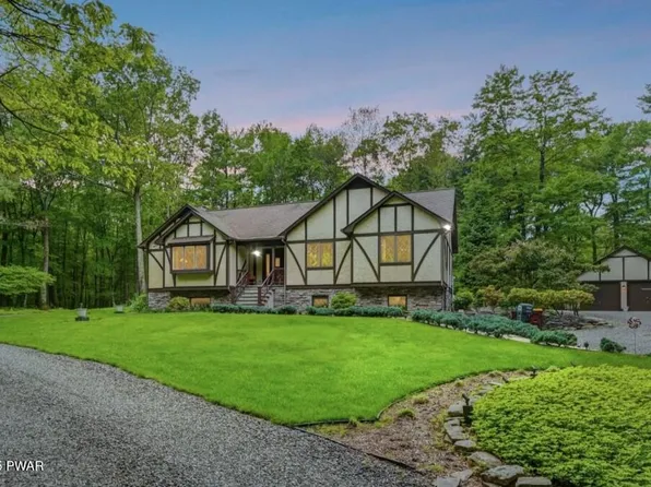 122 Swale Brook Ln, Milford, PA 18337