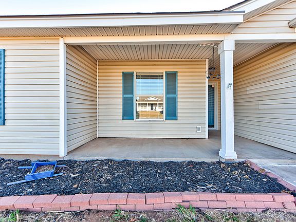 2nd image of 1225 Briar Patch Way