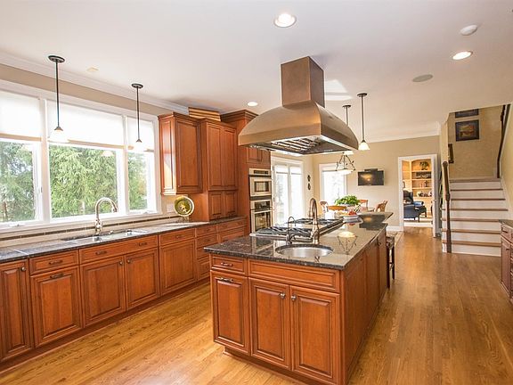 5th image of 7455 Stonemeadow Ln