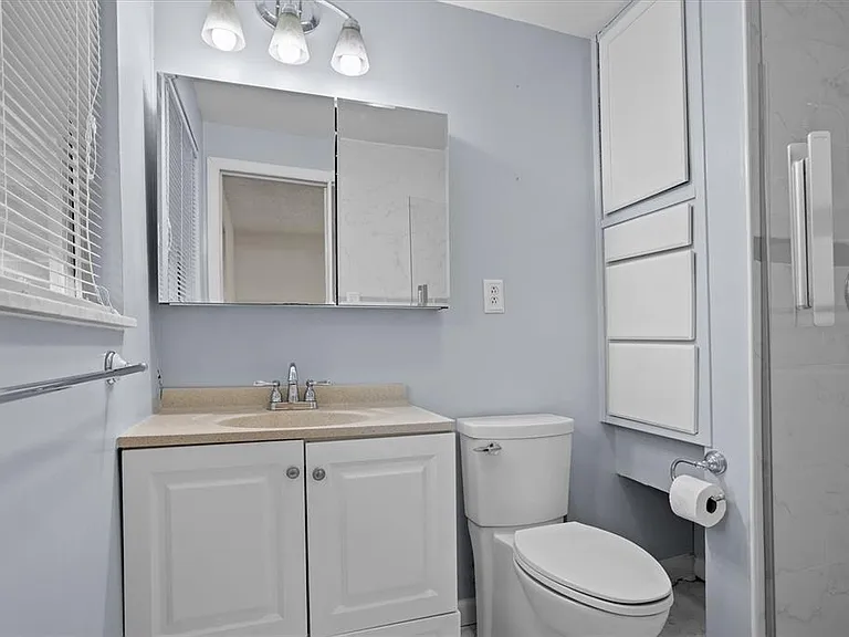 8725 Erie Ln — Photo 34