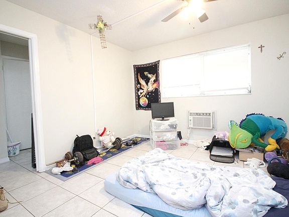 5th image of 314 S J St APT 6B