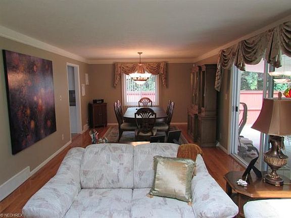 5th image of 1597 Windsor Cir