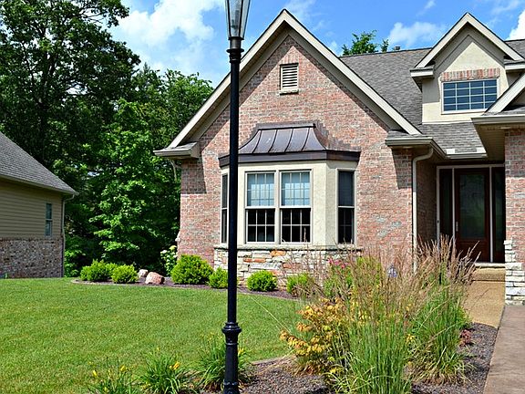 2nd image of 8520 N Wyndhill Ln
