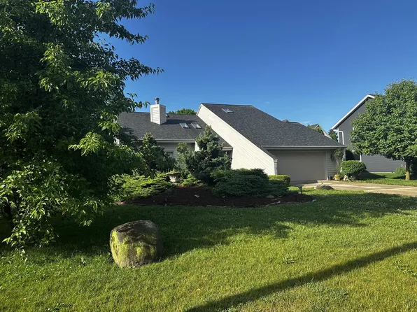 1813 Edgewood AVENUE, South Milwaukee, WI 53172