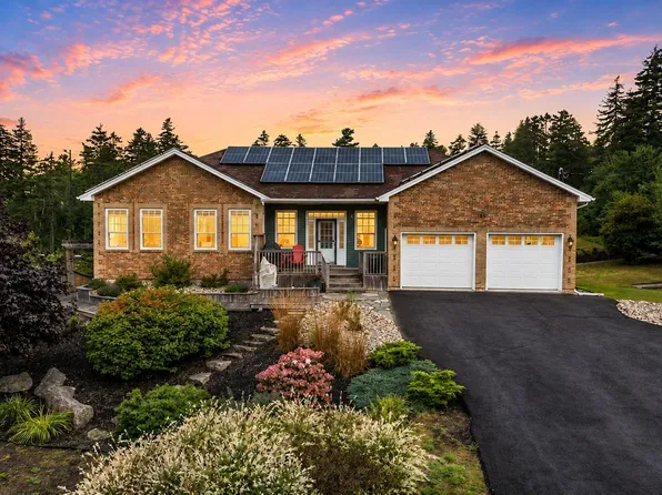 189 Oceanstone Dr, Upper Tantallon, NS B3Z 0A7