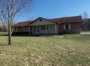 7090 Whiskey Creek Rd, Washington, MO 63090