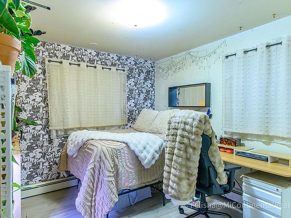 2nd image of 5370 36th Ave APT 12