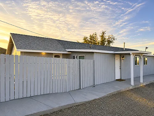 13950 Hesperia Rd Photo 1