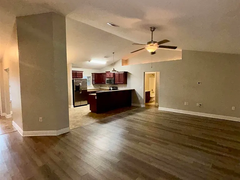 6169 Autumn Pines Cir — Photo 4