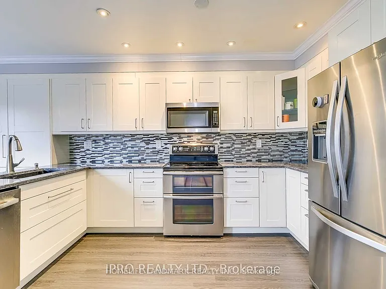 1109 Lindsay Dr — Photo 7
