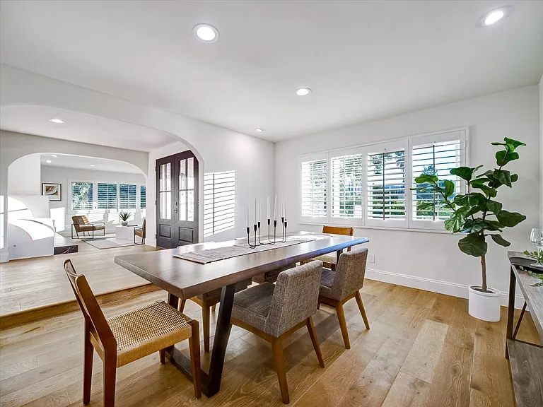 4732 Del Moreno Dr — Photo 26