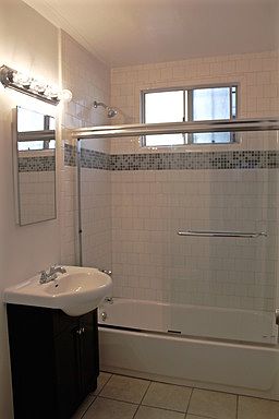 5th image of 928 Albany St APT 1
