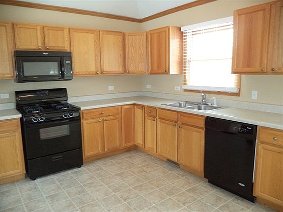 4th image of 4120 Bertrand Ln