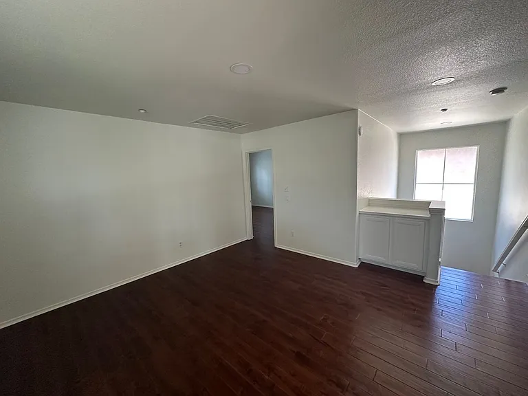 820 Silver Dr — Photo 55