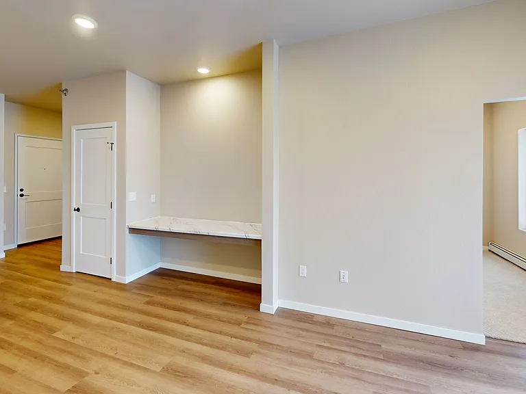 The Plains Apartments — Photo 27