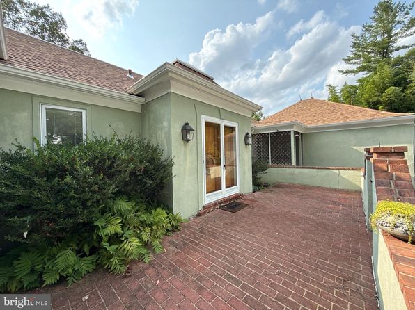 1225 Rock Creek Rd