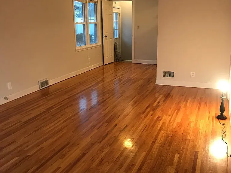 5547 Garfield Ave — Photo 6