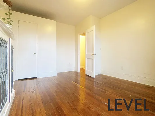Rented by Level Group | media 84