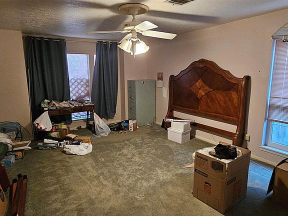 4th image of 18006 Shadow Valley Dr