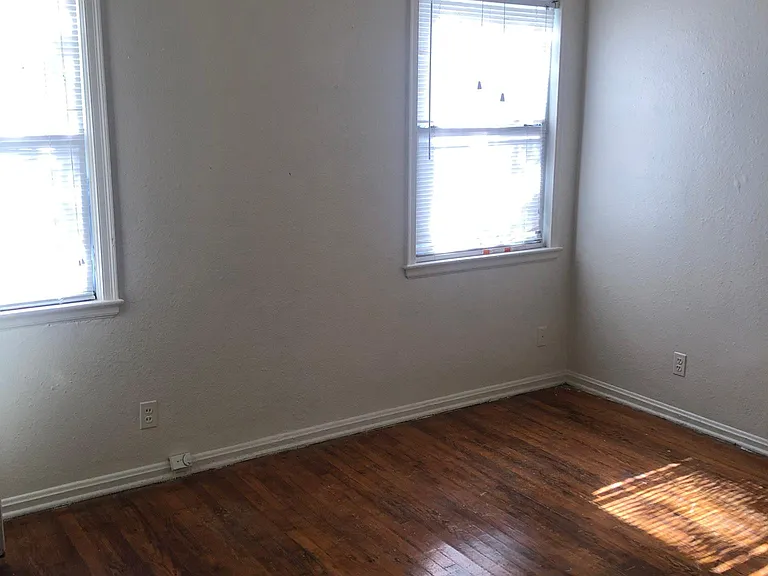 2040 Allandale Cir E — Photo 7
