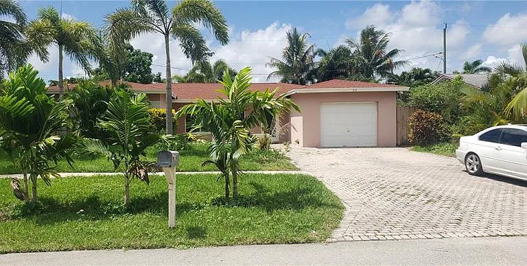 98 Seminole Ln — Photo 2