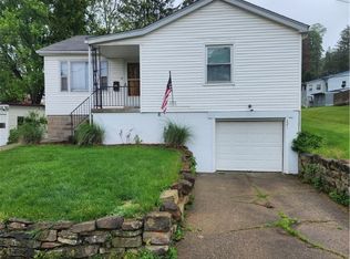 221 Efaw Ave, Saint Clairsville, OH 43950