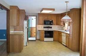 2nd image of 6 Wade Rd