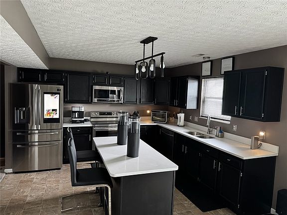 2nd image of 4949 Magellan Ave