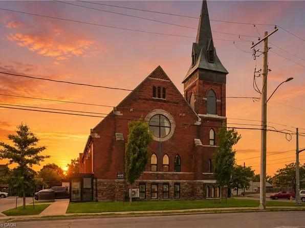 405 Merritt St #8, Saint Catharines, ON L2P 1P5