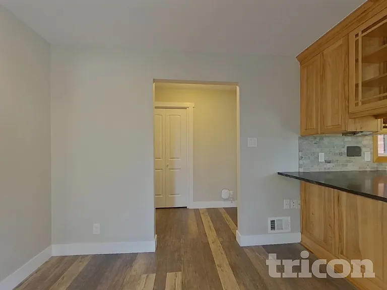 343 Brigitte Dr — Photo 4