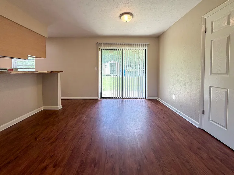 13625 NW 141st Pl — Photo 4