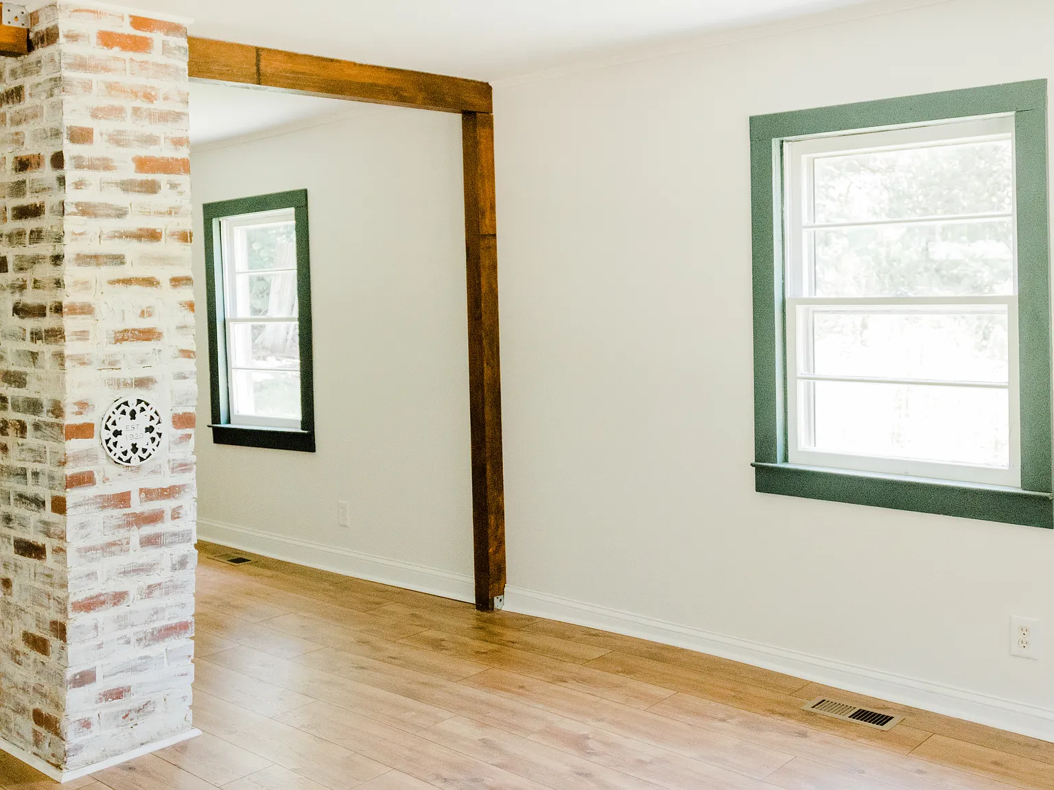2 bed, 1104 sqft, $1,600 — Photo 2