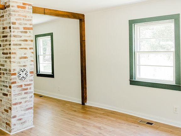 2nd image of 804 Wake Chapel Rd