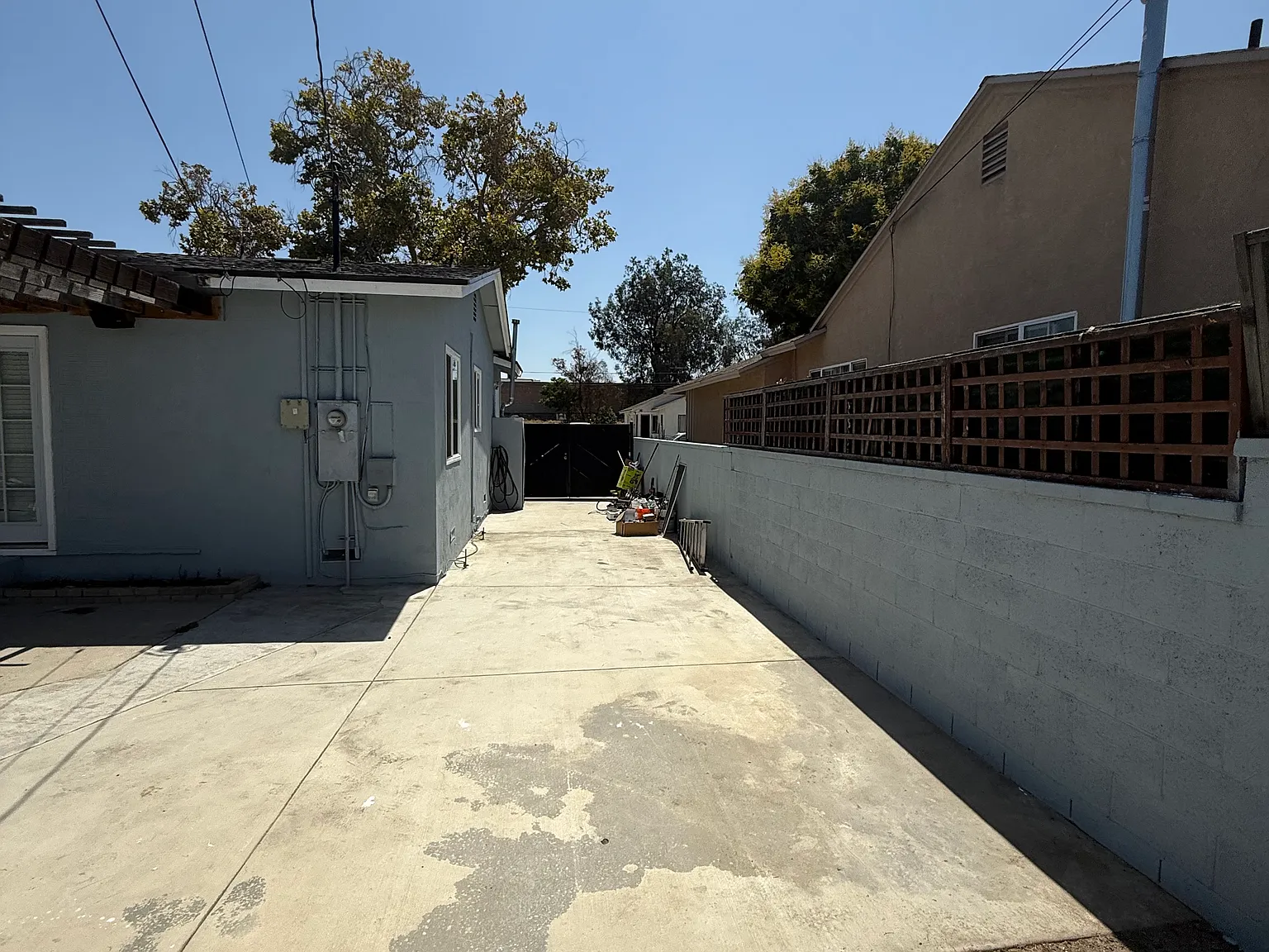 5 bed, 3.5 bath, $1,050 — Photo 2