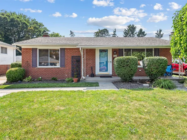 1868 Treadwell St, Westland, MI 48186