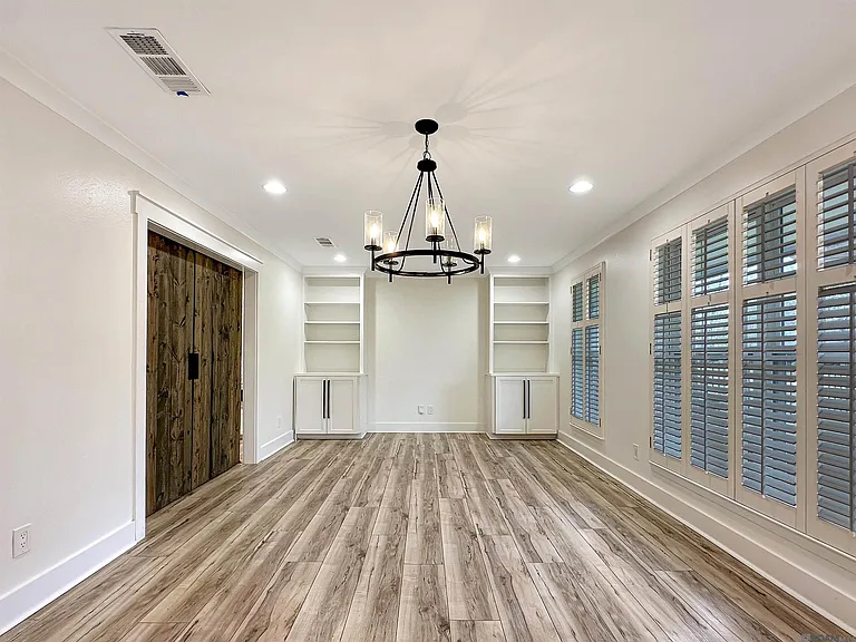 7323 Sheffield Ct — Photo 9