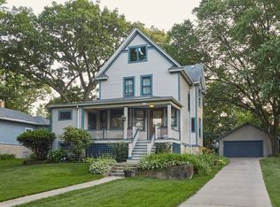 9810 S Prospect Ave, Chicago, IL