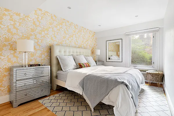 Sold by Keller Williams NYC | media 7