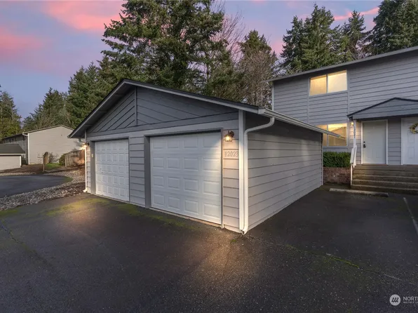 12021 124th Avenue Ct E, Puyallup, WA 98374